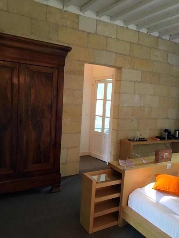 Maison D'Hotes L'Arbre Rouge Genissac Room photo